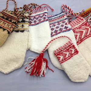 Hand knit Sámi mittens